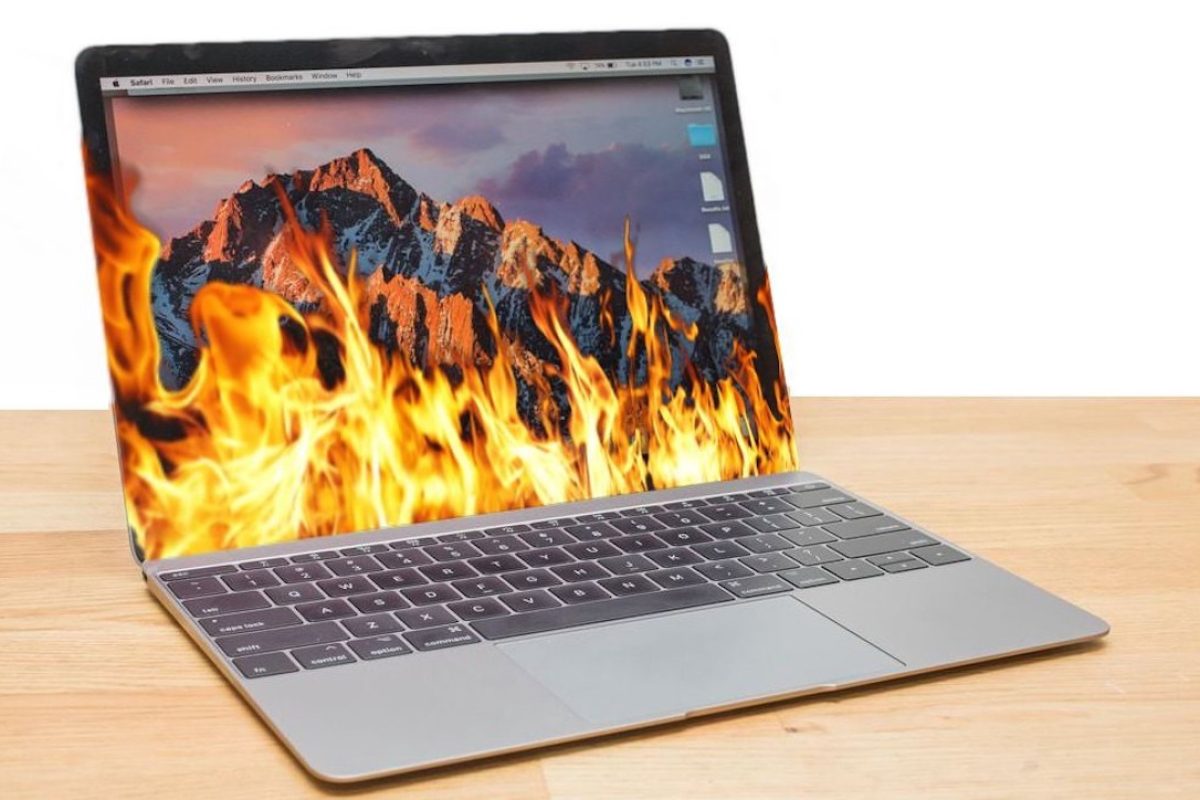 How to cool a MacBook in the summer heat?